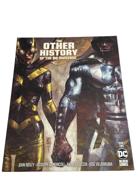 DC Other History Of The DC Universe Book Two Black Label Comic Mal Duncan Color