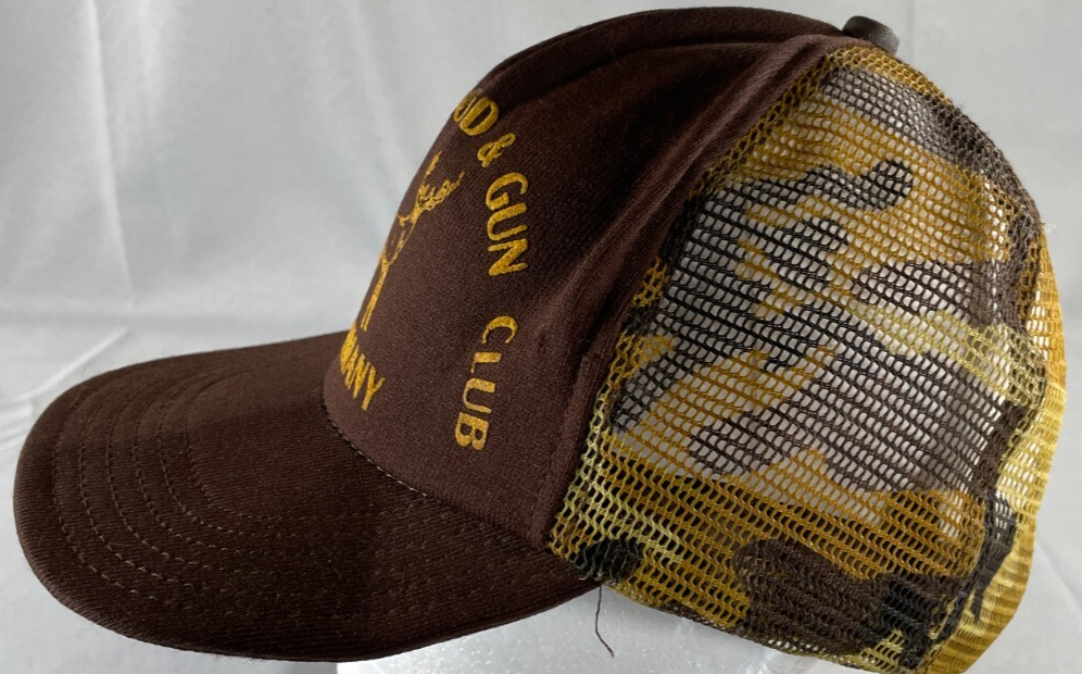 Karlsruhe Rod & Gun Club Germany Camo Mesh Trucker Hat Snapback USA Deer Logo