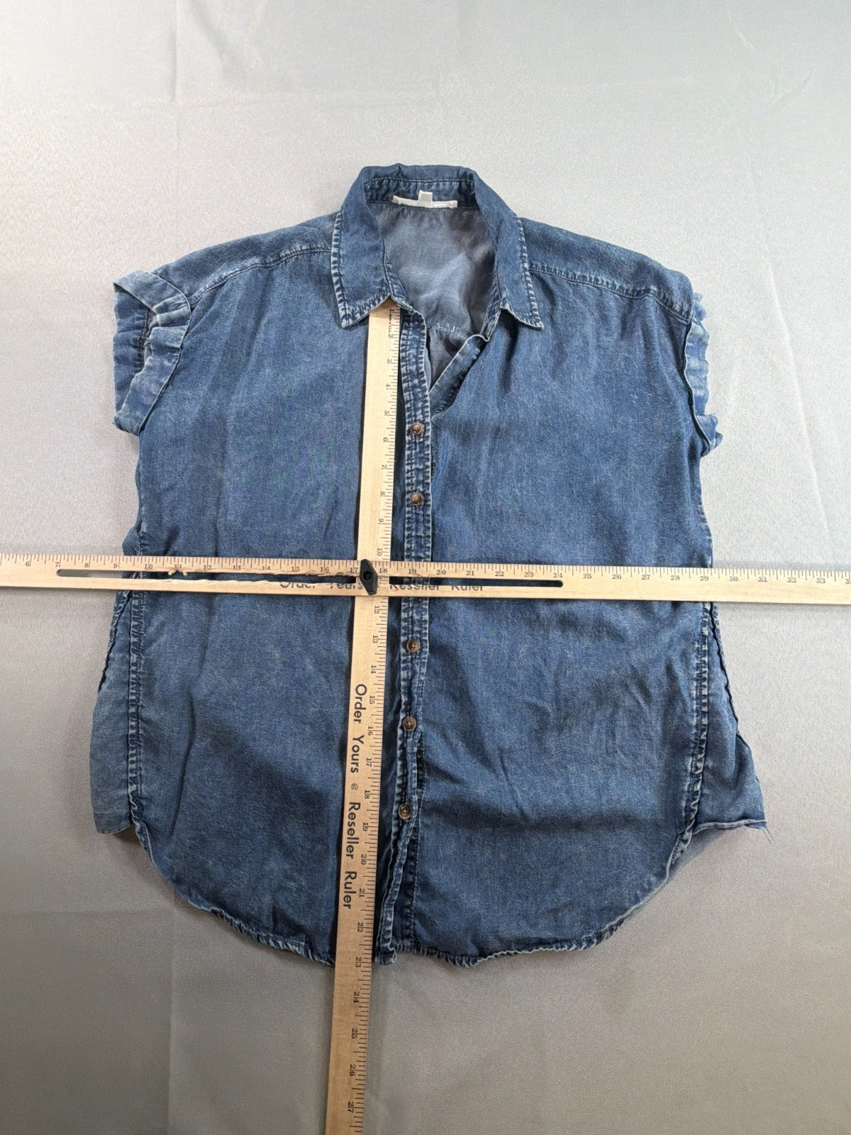 Jane Delancey Chambray Lyocell Denim Sleeveless Button Down Shirt Women Small