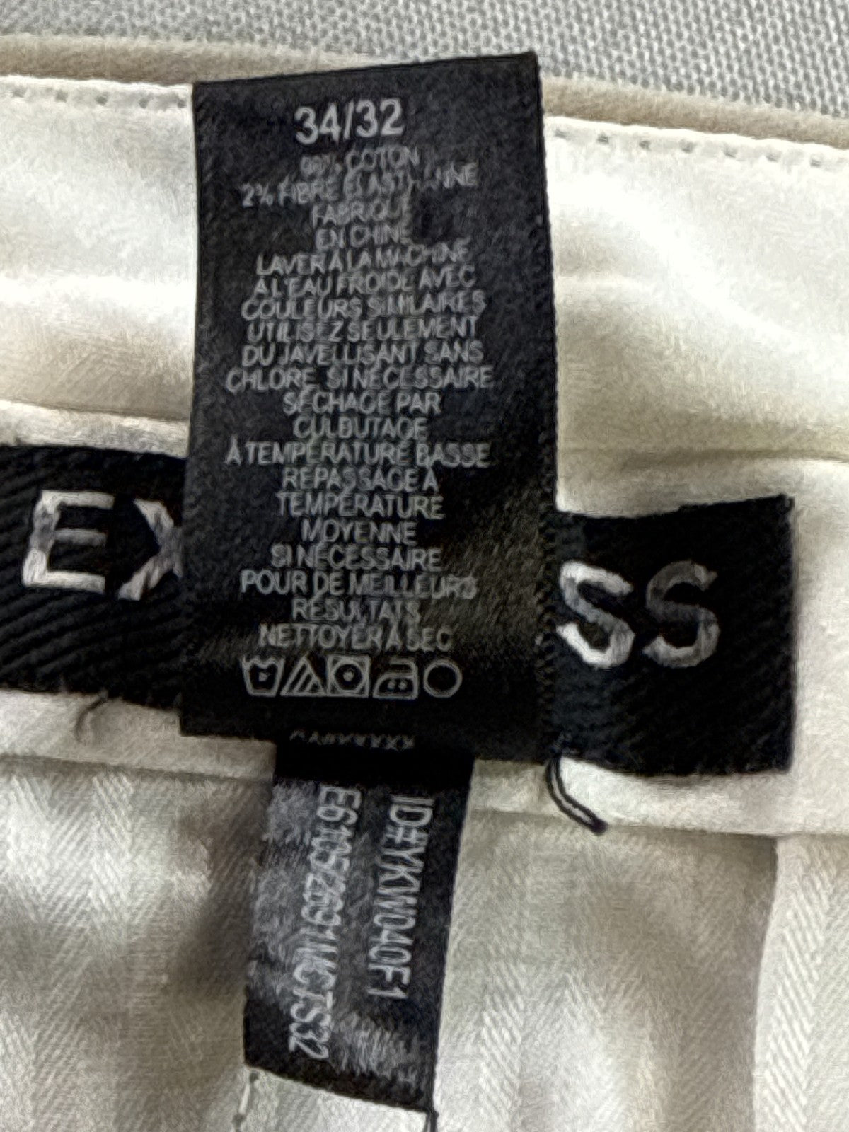 EXPRESS Chino Pants 34 34/32 Beige Cotton Spandex Flat Front Regular Fit Slim