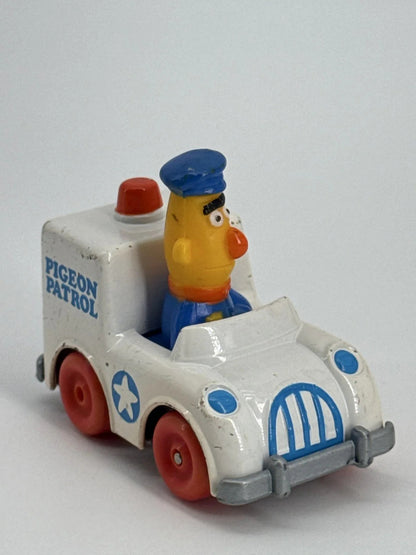 1981 Playskool Sesame Street Bert Pigeon Patrol Diecast Car Vintage Toy Apparel