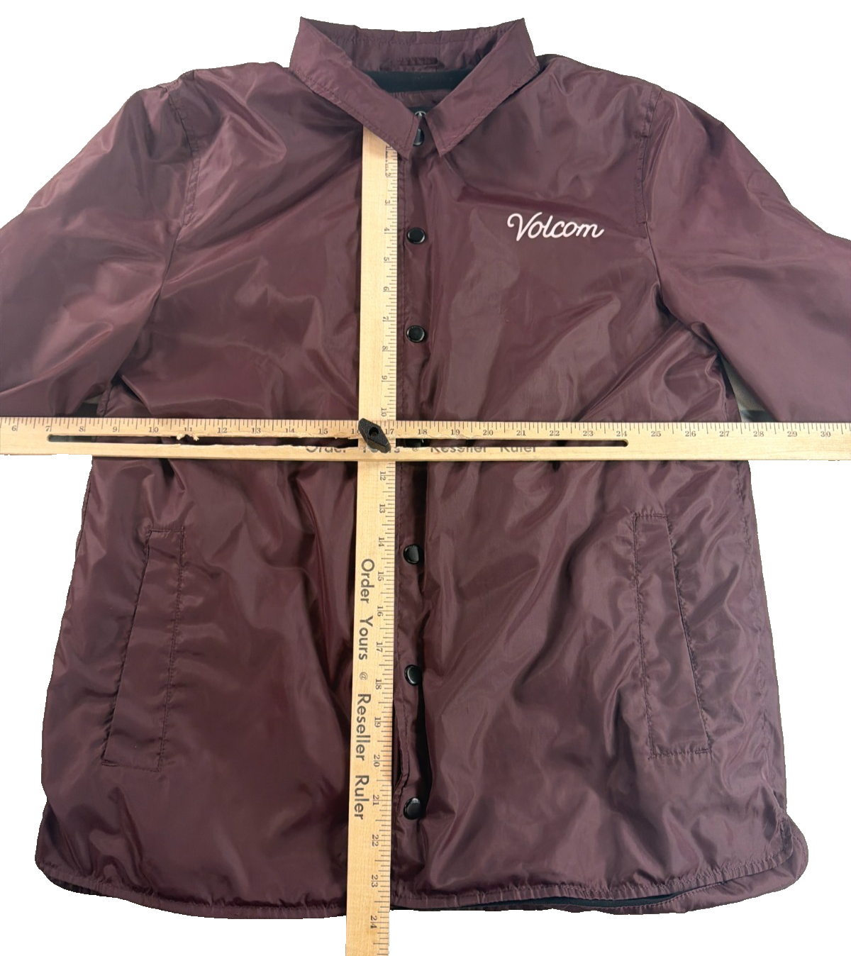 Volcom Coach Jacket Women Medium Maroon Script Logo Snap Windbreaker Water Resis