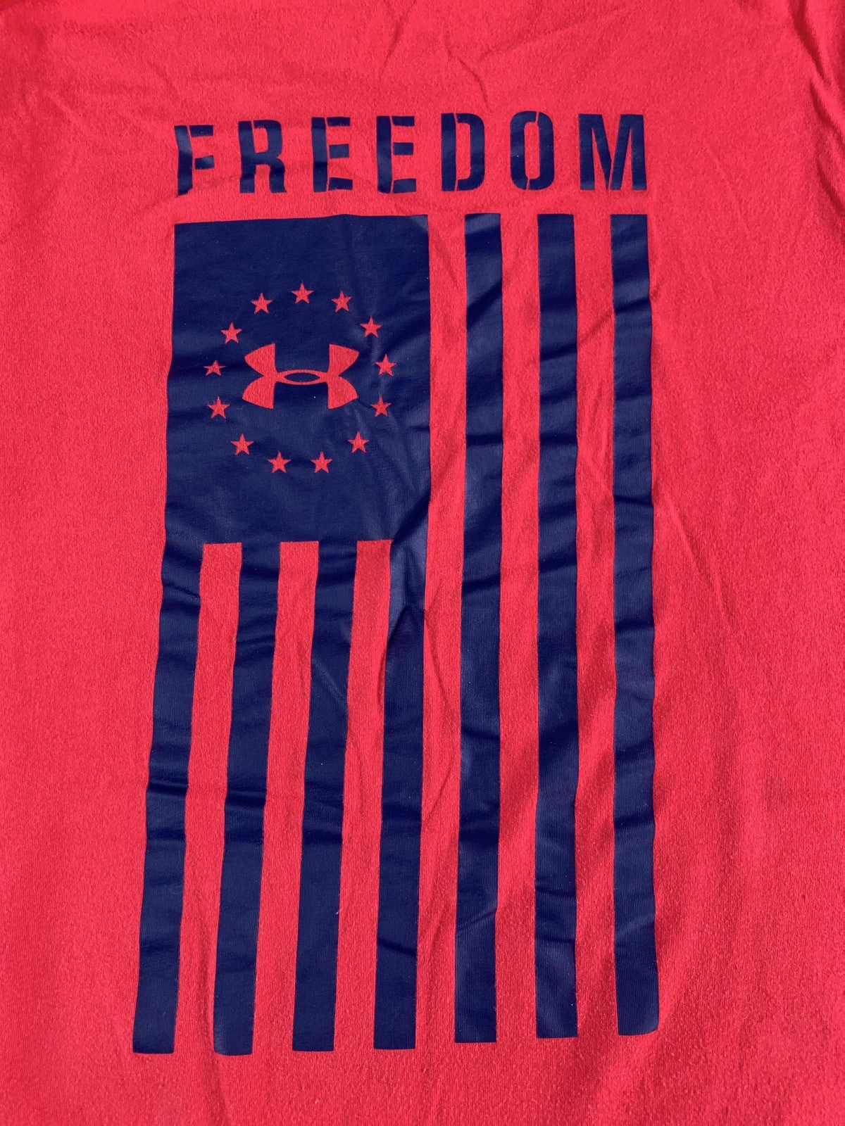 Under Armour Shirt Mens Small Red HeatGear Freedom Patriotic USA Flag Tee NWT