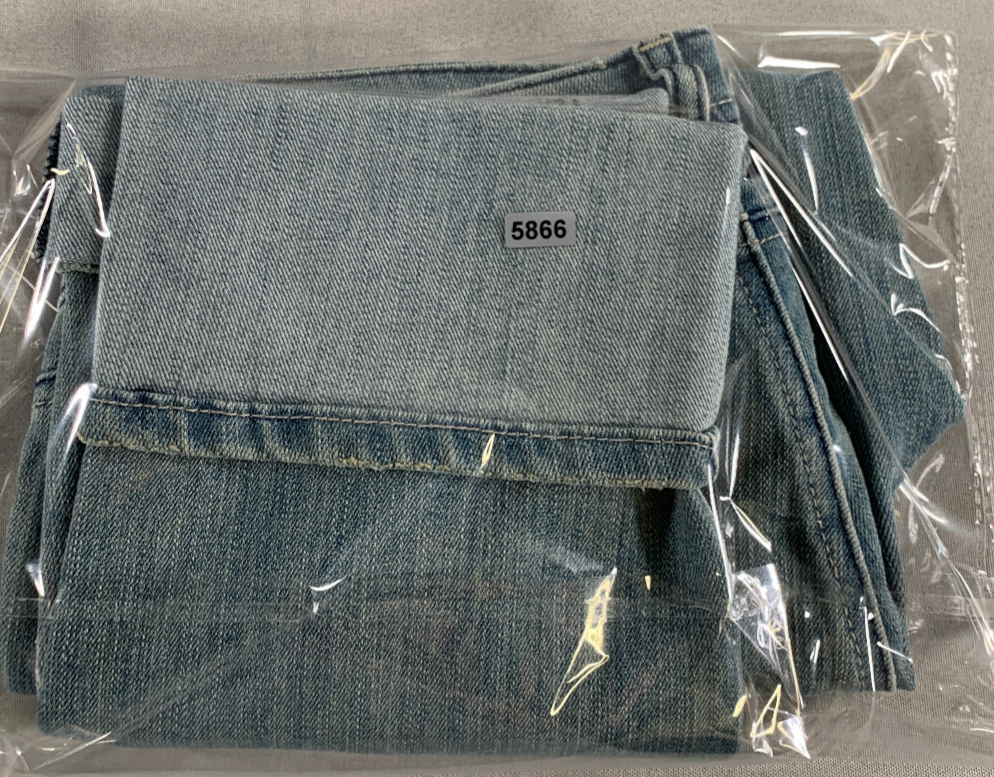 Almost Famous Jeans Size 11 Distressed Crop Cuffed Light Wash Denim Y2K Style