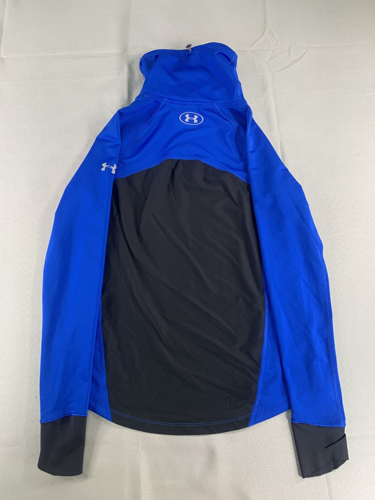 Under Armour Fitted Long Sleeve Shirt Mens Small Performance Thumbholes Athletic
