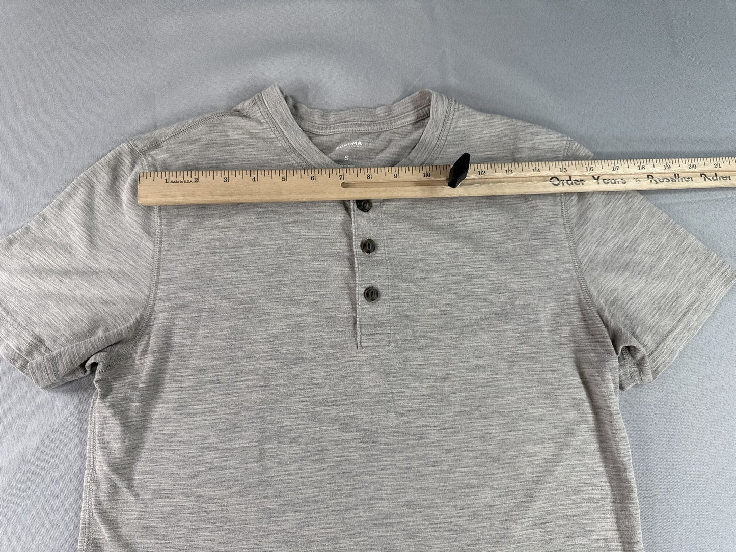 SONOMA Henley Shirt S Gray Cotton Blend Short Sleeve Soft Solid VN Mens Relaxed