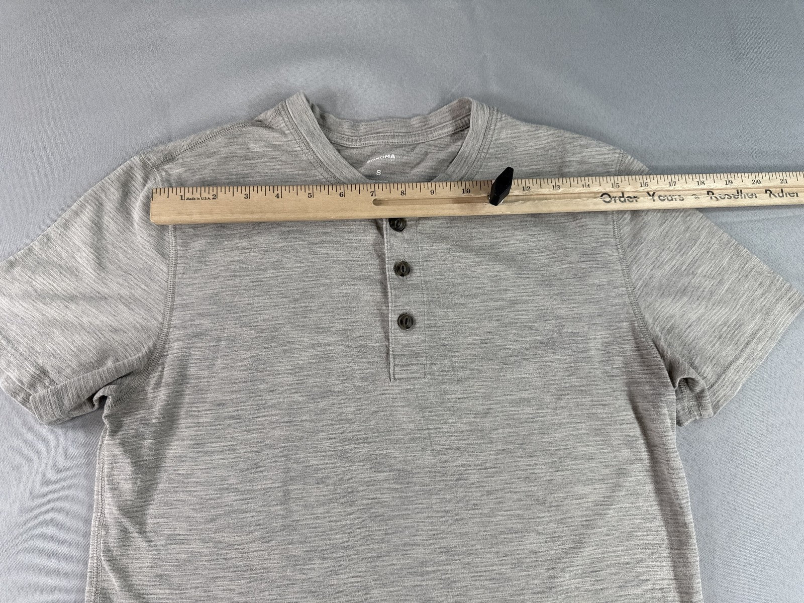 SONOMA Henley Shirt S Gray Cotton Blend Short Sleeve Soft Solid VN Mens Relaxed