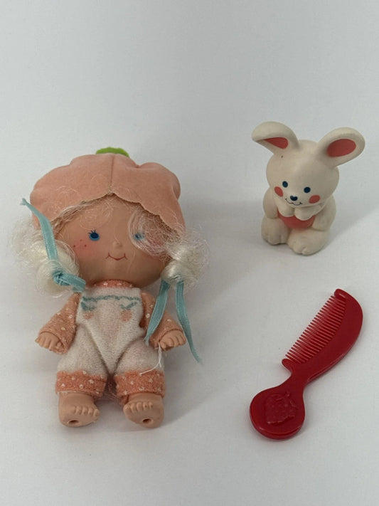 Strawberry Shortcake Apricot Doll Hopsalot Bunny Pet 1979 Kenner Comb Unbranded