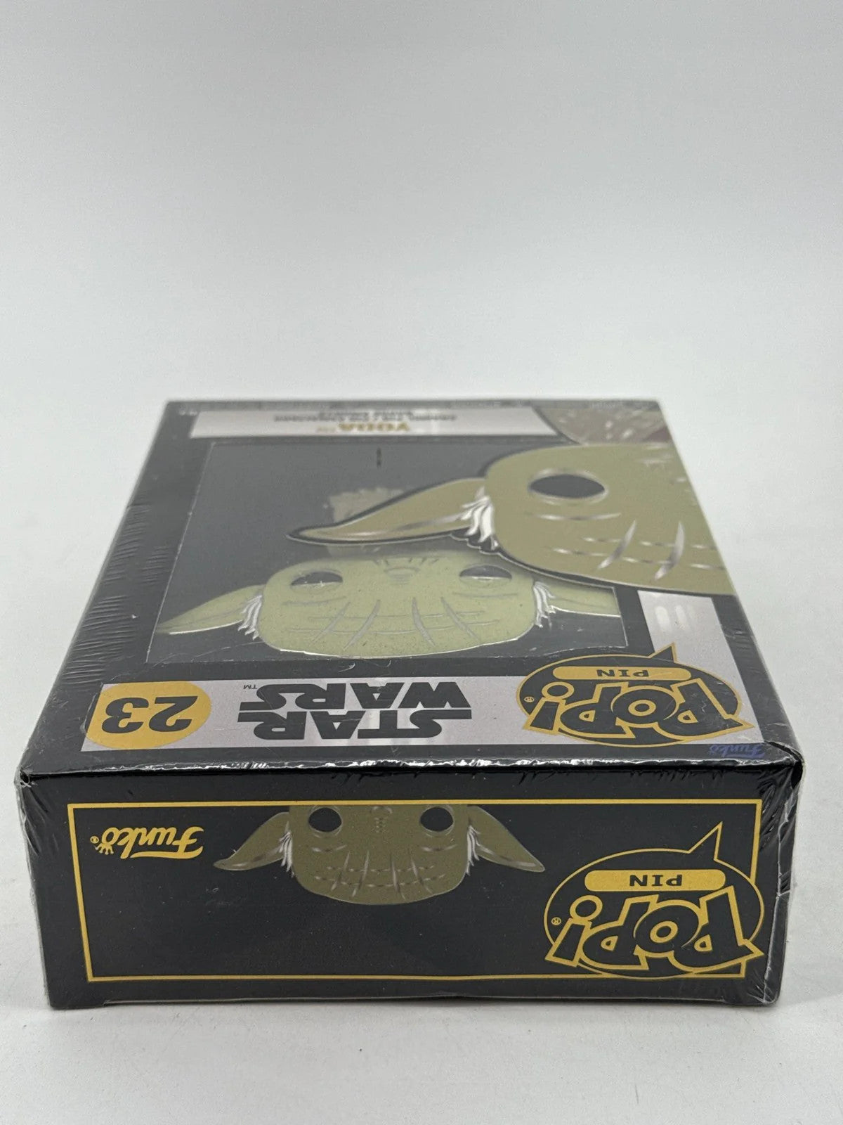 Funko POP! Pin Star Wars Yoda Enamel Pin #23 Disney Collectible Sealed Red NWT