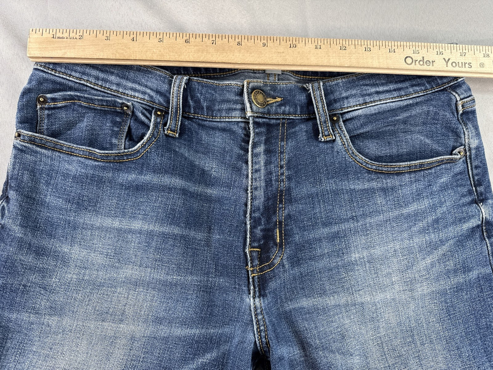 Goodfellow Co Straight Fit Jeans Mens 34Wx30L Blue Cotton Blend Leg Durable Slim