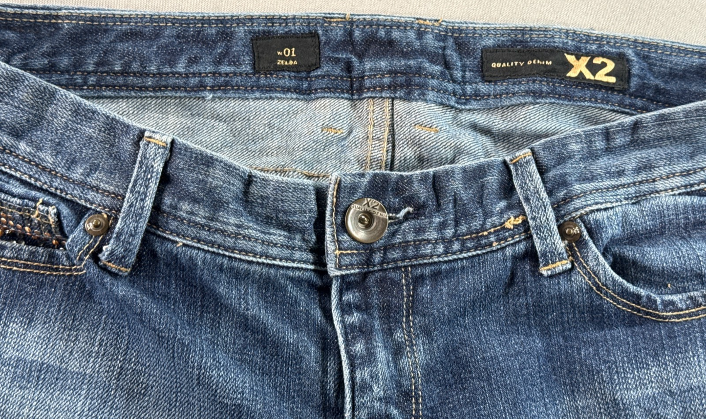X2 Womens Capri Jeans Size 12 Blue Denim Stretch Bling Pocket Cropped Pants