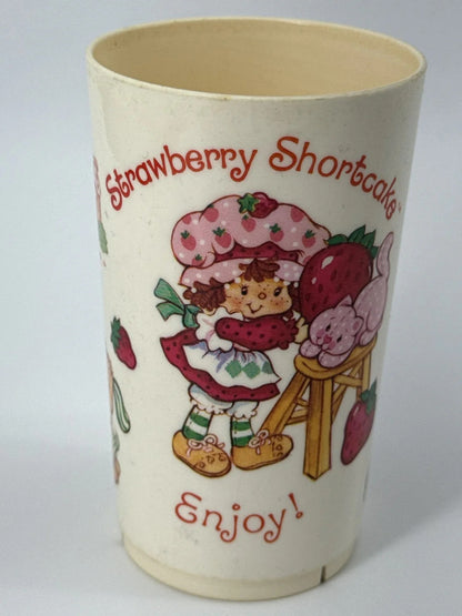 Strawberry Shortcake 1980 Plastic Cup Mug Deka Vintage American Greetings Pink