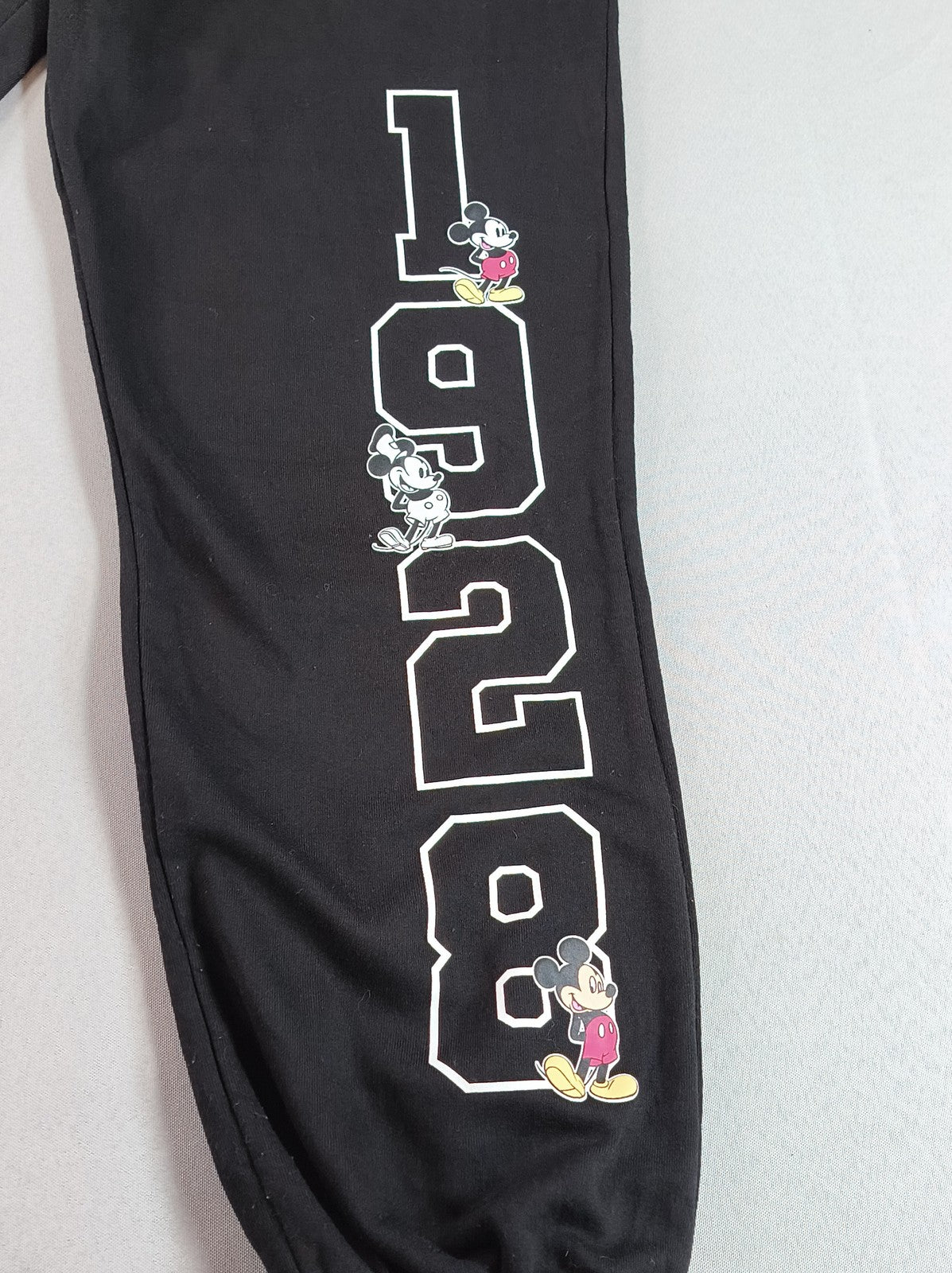 Mickey Mouse Black Jogger Pants L (12 14) Graphic Sweatpants Streetwear