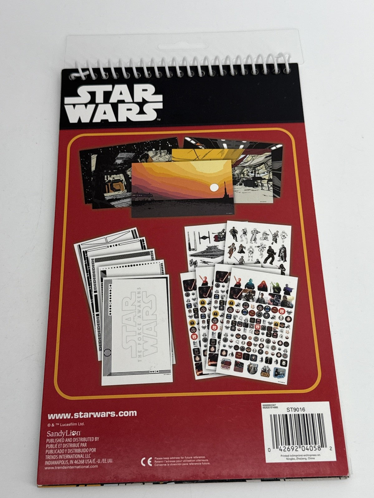 Star Wars Force Awakens Ultimate Sticker Collection Stickerscapes 2 Book Fun Pad