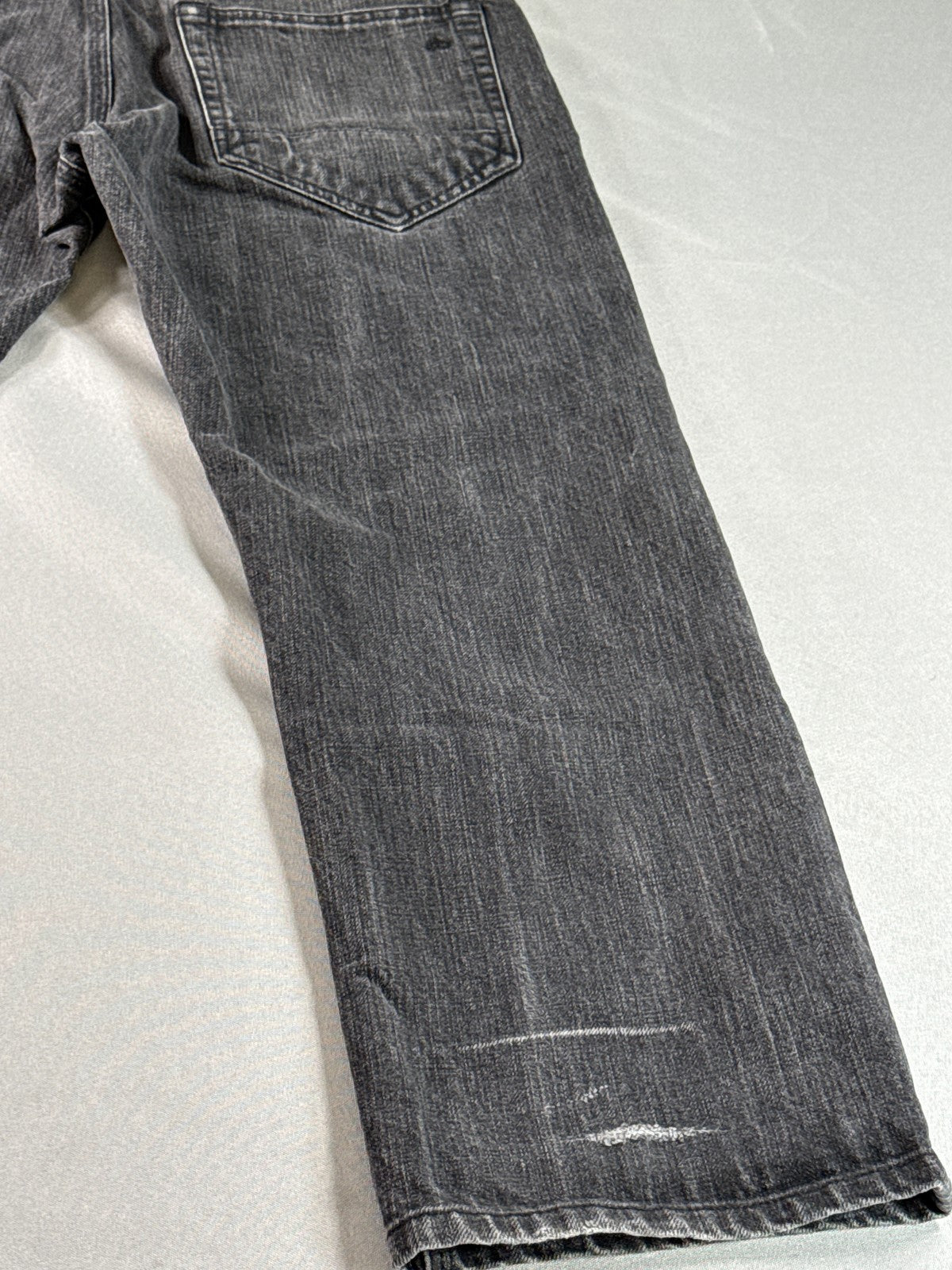 rag bone Straight Fit Jeans 32x32 Black 100% Cotton Leg Made in USA Button