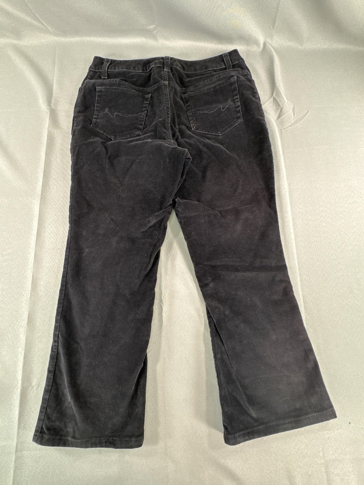 St Johns Bay Pants Womens 10 Petite Black Corduroy Stretch Flare Pockets Casual
