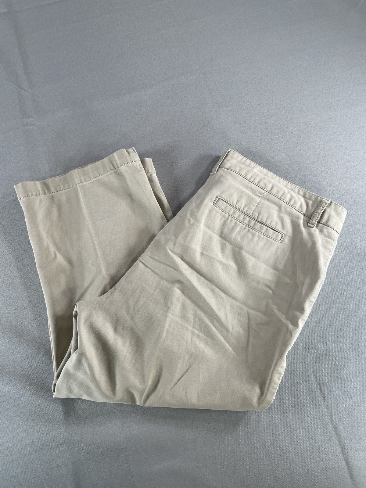French Laundry Sport Pants Womens 12P Beige Cropped Stretch Casual Capri Cotton