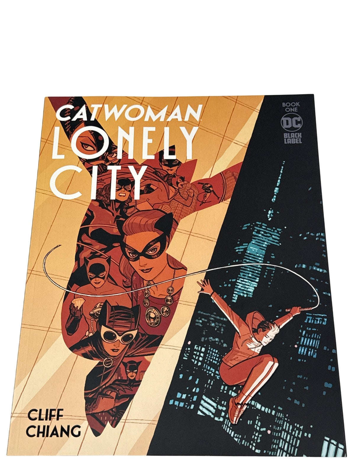DC Comics Catwoman Lonely City #1 Book One Black Label Batman 2021 VF/NM Apparel