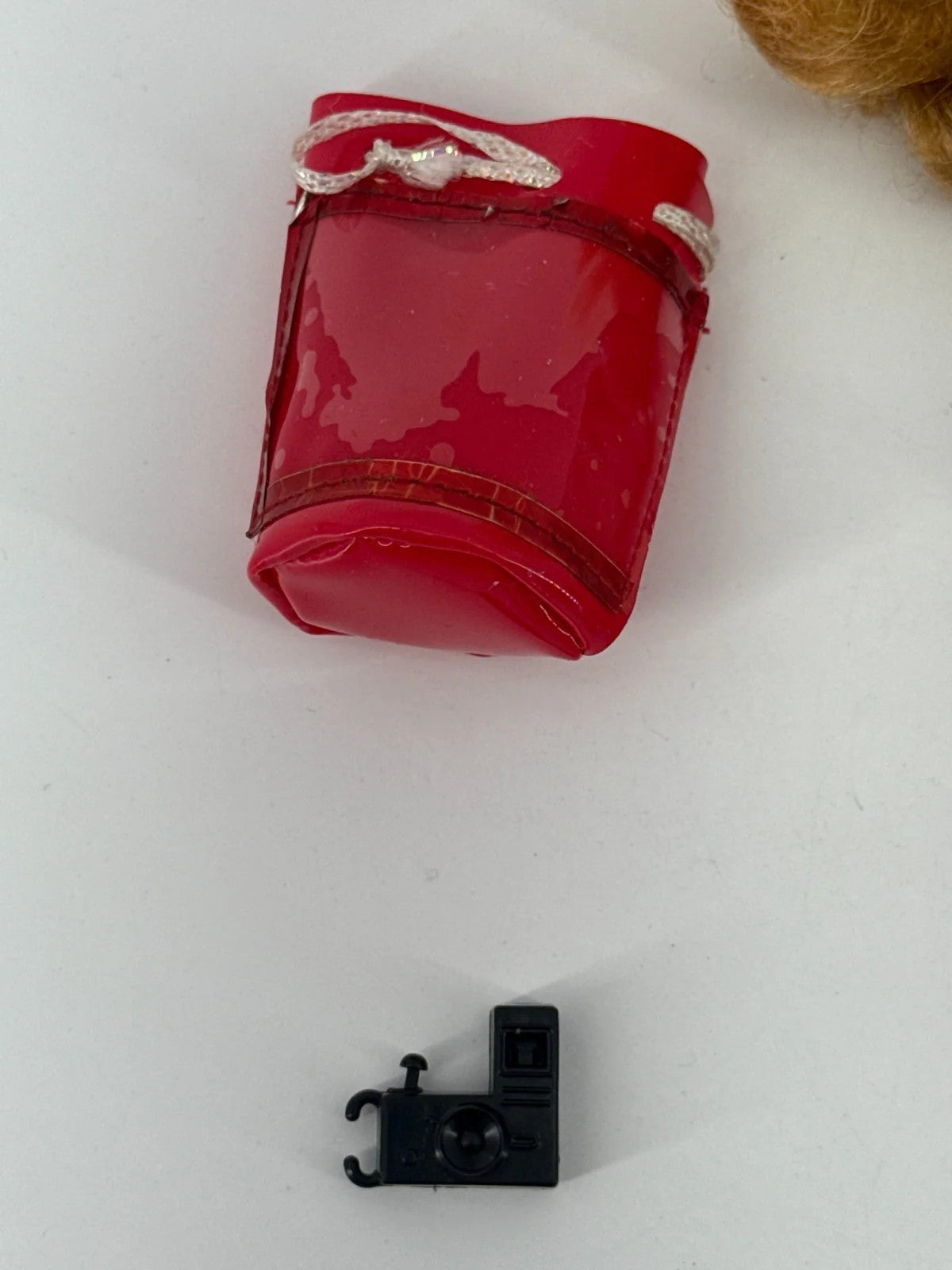 Vintage 1986 Mattel Jewel Secrets Skipper Doll w/ Book Camera Purse Red Outfit