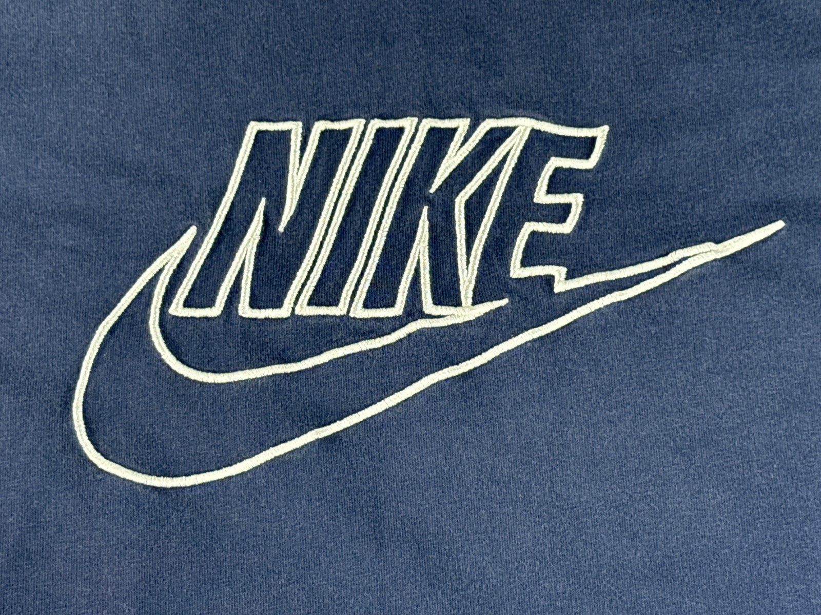 Nike Graphic Tee Navy Cotton Crewneck Short Sleeve Regular Fit L Shirt