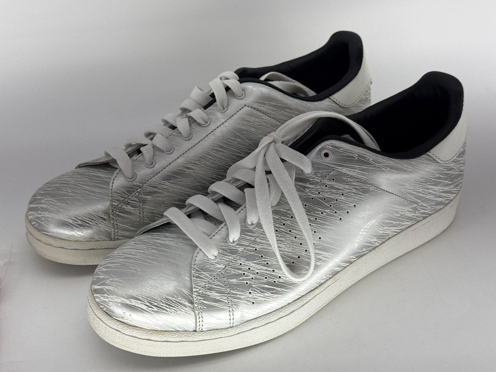 ALIFE Sneakers Womens 12 Silver Metallic Graphic Design Korea Leather