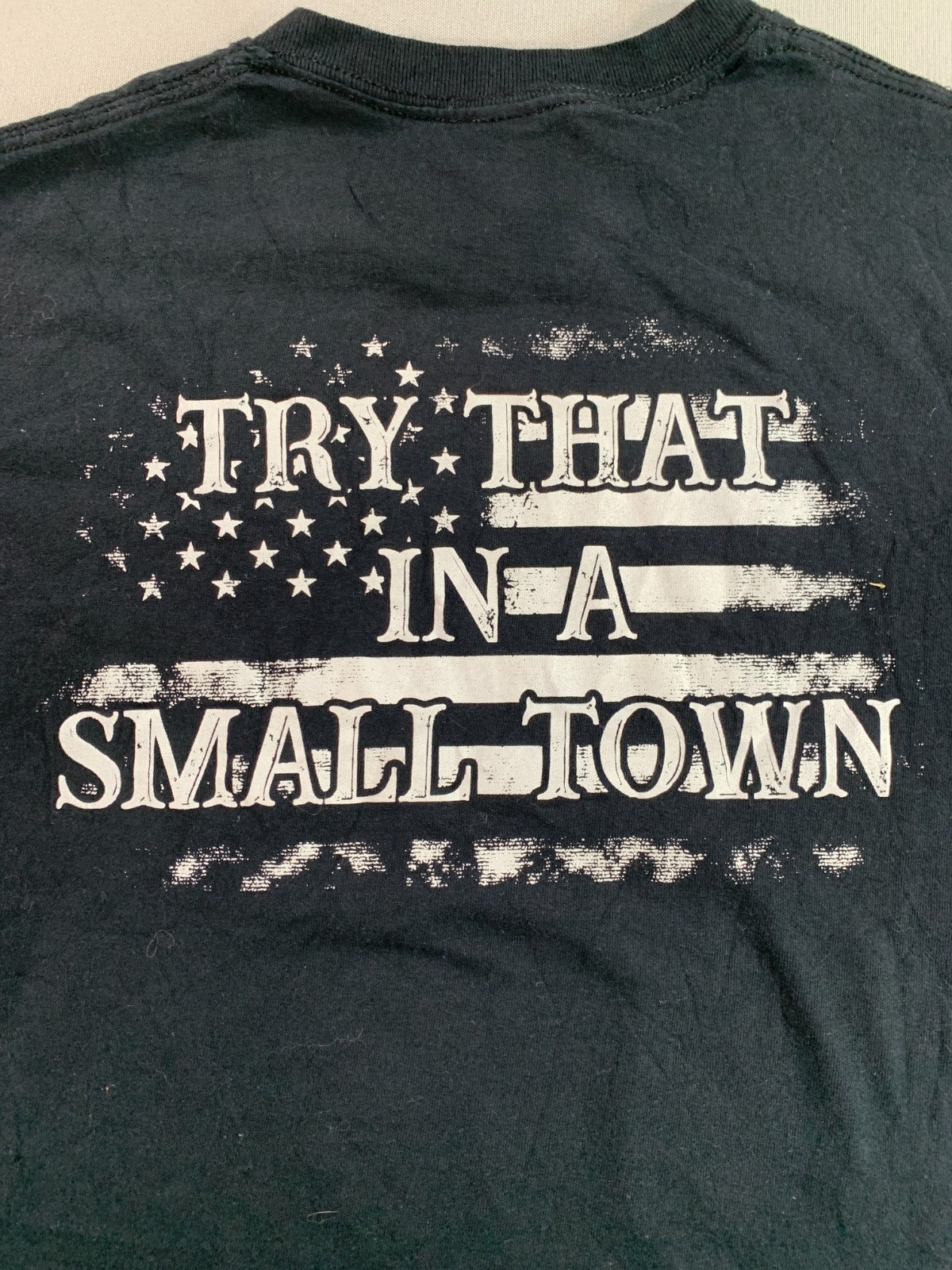 Try That In A Small Town USA Flag Gildan Heavy Cotton Black Graphic Tee Mens M