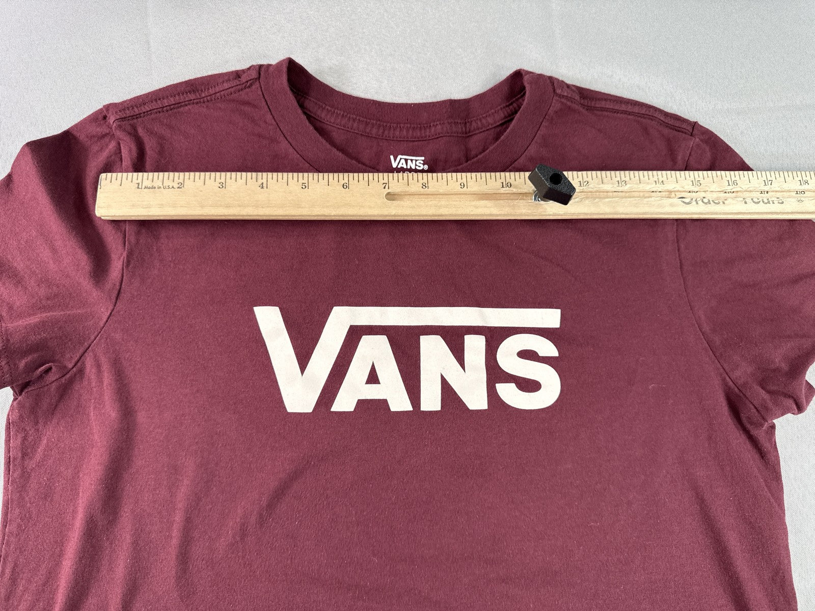 VANS Off Wall Burgundy Graphic Tee Large Cotton Crewneck Short Sleeve Skate