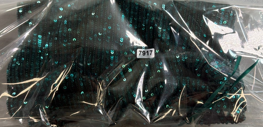 CeCe Sequin V-Neck Cap Sleeve Top Emerald Green Lined Stretch Blouse NWT M New