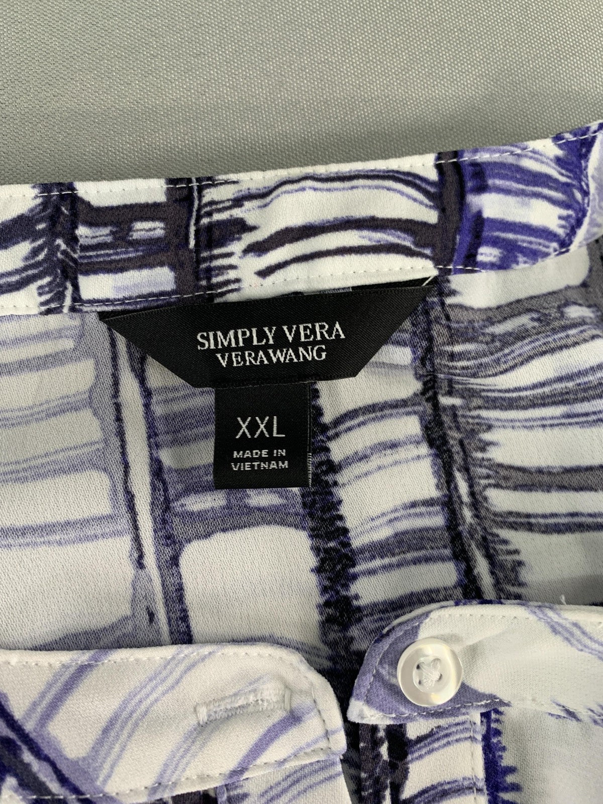 Simply Vera Wang Blouse Womens 2XL Blue White Sleeveless Ruffle Top Plus Pattern