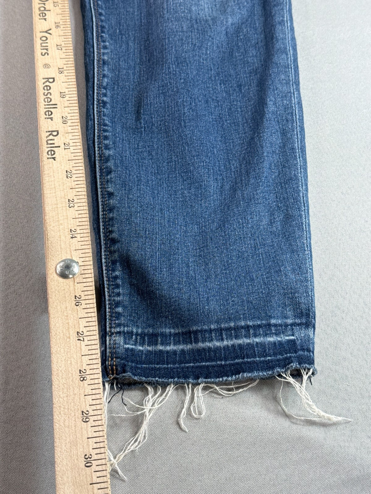 Hudson Jeans Women 32 Blue Distressed Skinny Raw Hem Stretch Ankle Denim