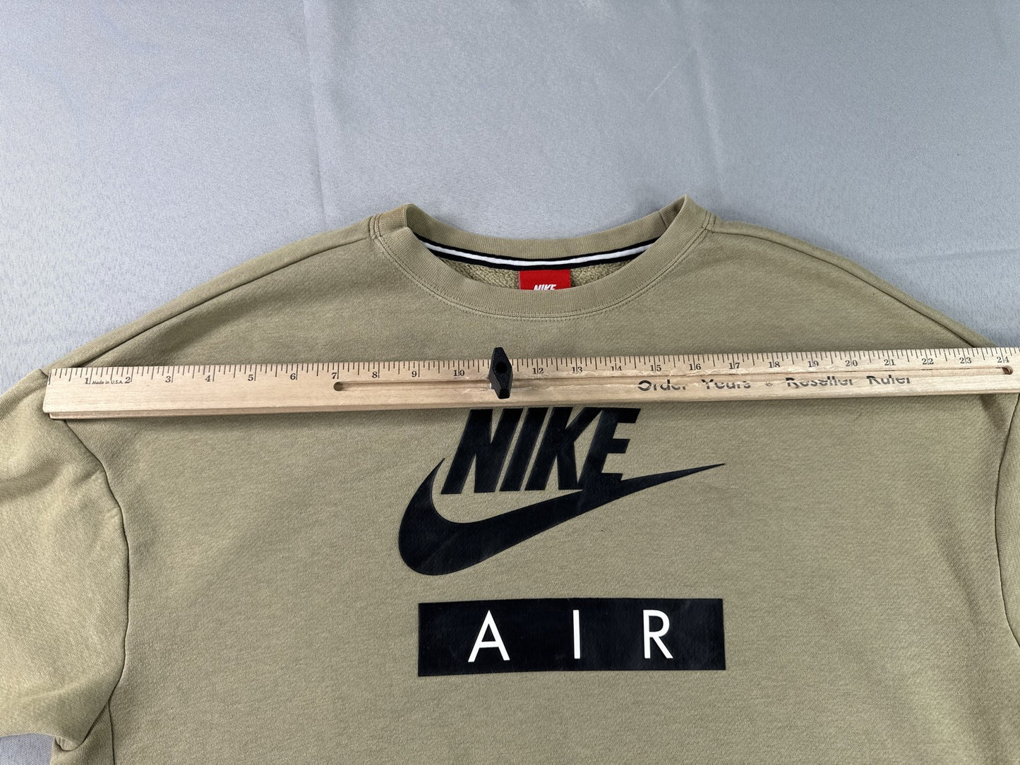 Nike Air Sweatshirt Olive S Pullover Graphic Crewneck Long Sleeve Regular Fit
