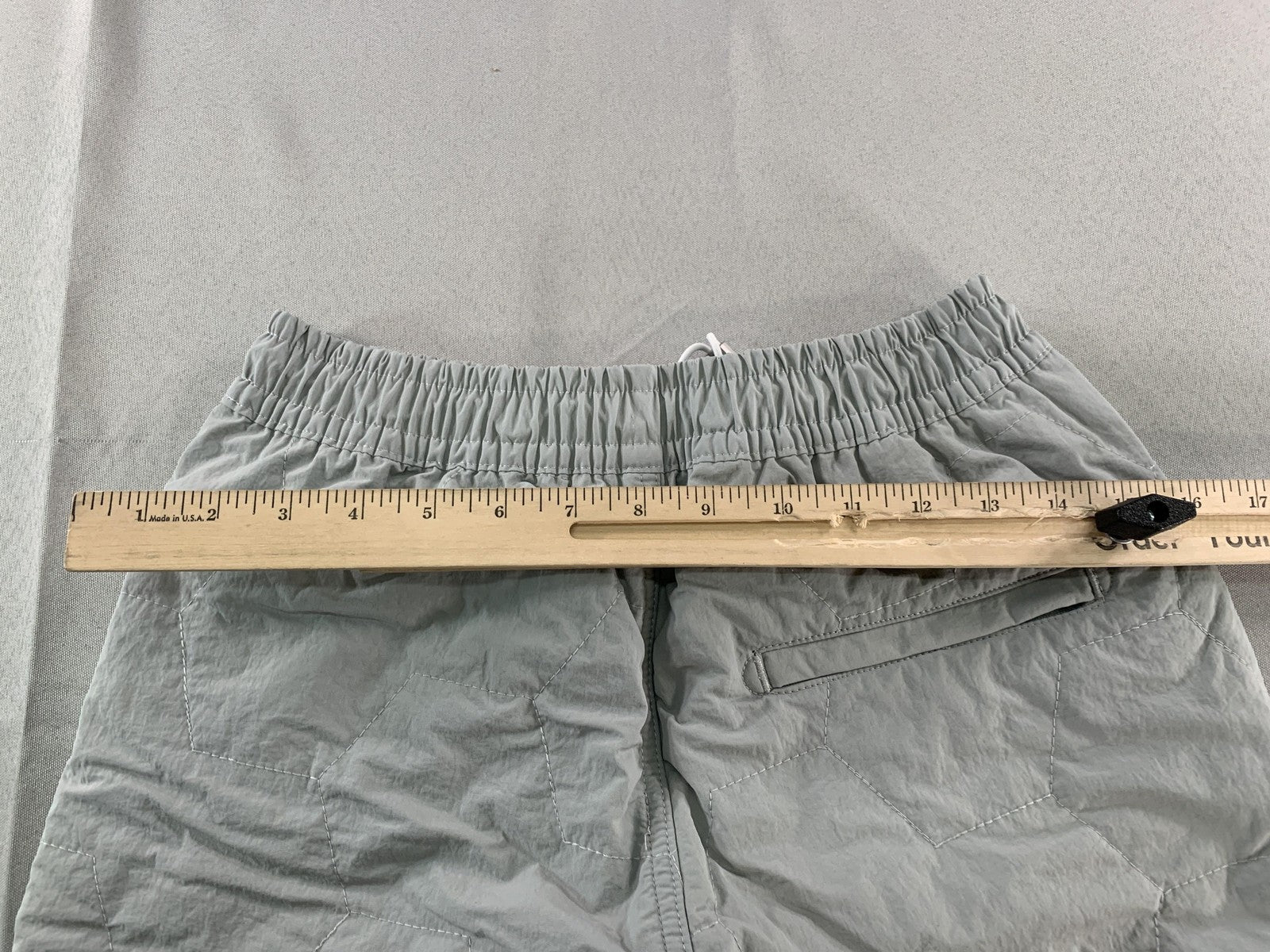 Zanerobe Shorts Mens 29 Quilted Nylon Drawstring Elastic Waist Casual Summer