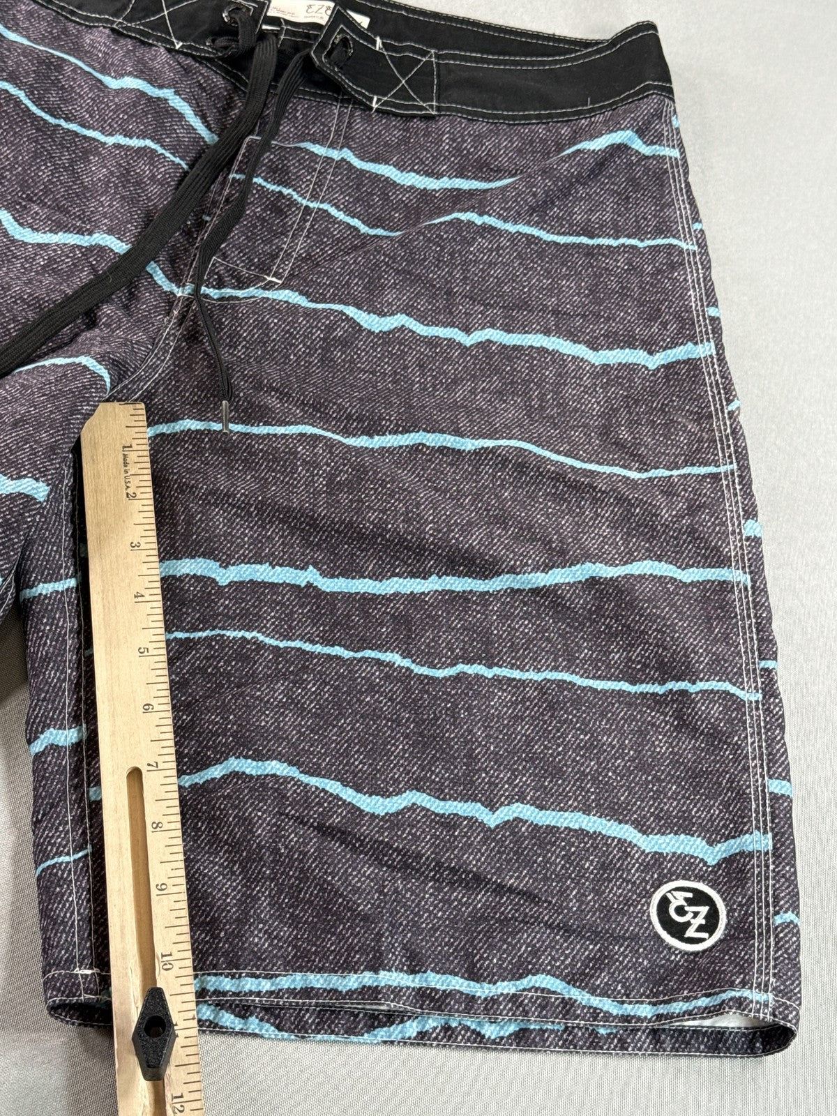 EZEKIEL ER113066B Board Shorts 32 Black Striped 100% POLYESTER Regular Fit