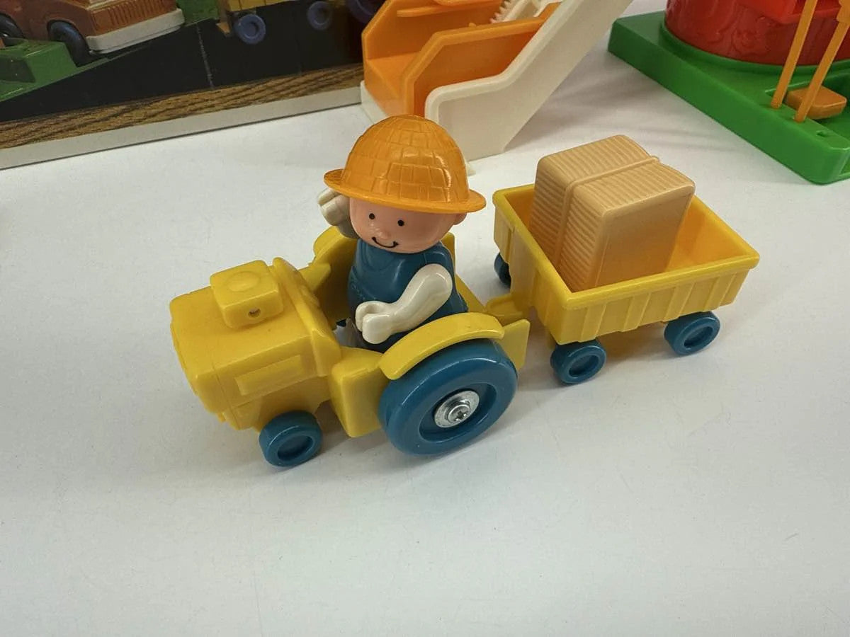 Tomy Fiddle Around Farmyard Barn 1053 1981 Vintage Playset Parts Repair Lot