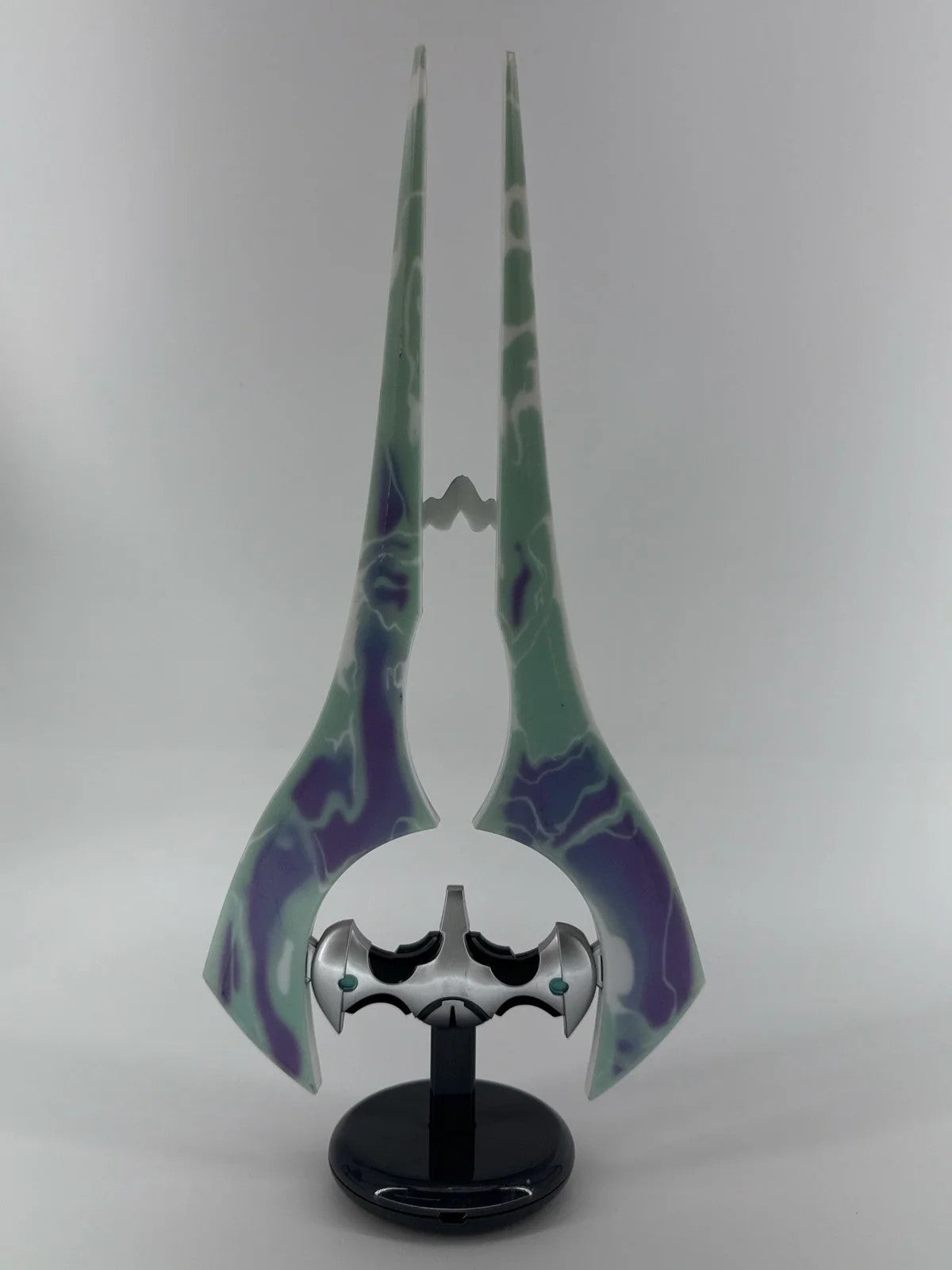 Halo Infinite Energy Sword Light-Up Prop Replica 14 Inch Game Xbox Series NWT