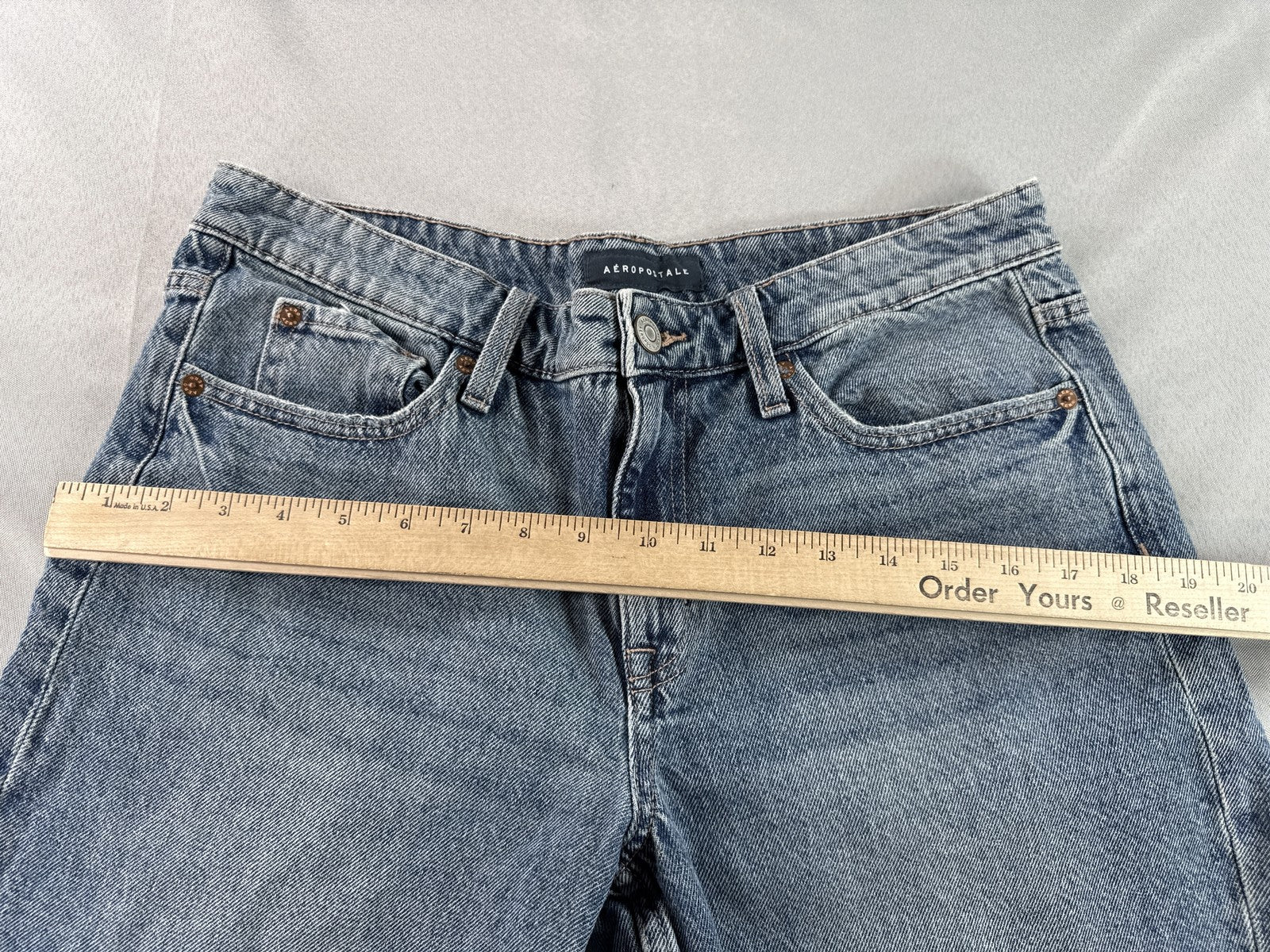 Aéropostale 90s High Rise Straight Leg Jeans 10 REG Womens REG Blue Denim Faded