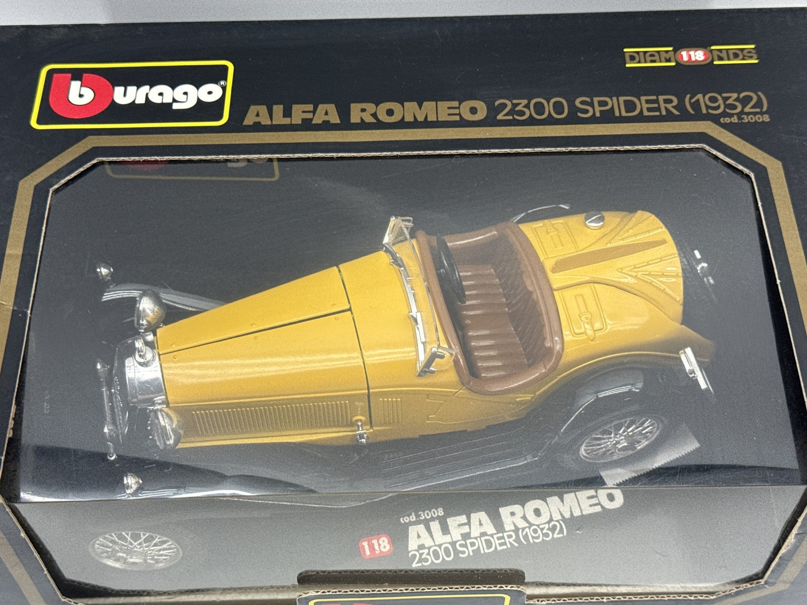 Bburago Alfa Romeo 1:18 Diecast Toy Vehicle Yellow Vintage Limited Edition