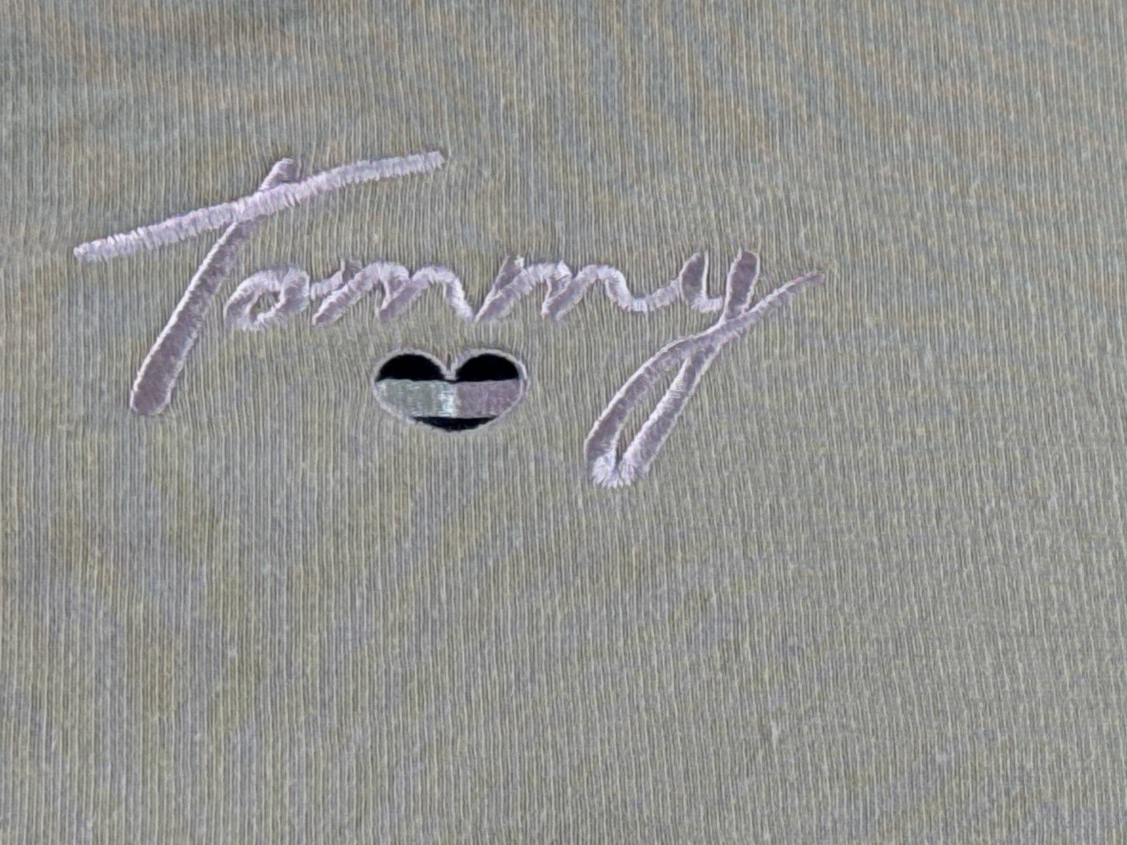 Tommy Hilfiger Heart Graphic Sweatshirt 2T Khaki Cotton Crewneck Long Sleeve Men