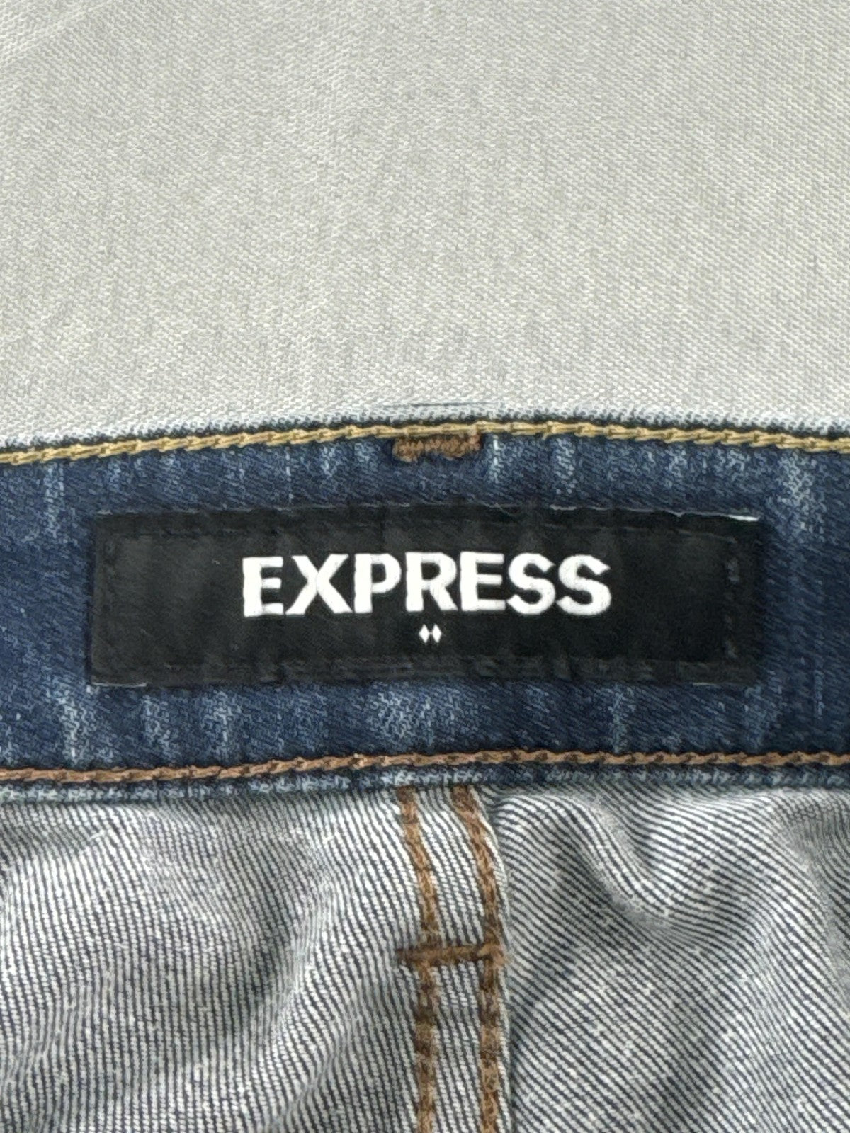 Express Jeans Mens 29x30 Blue Skinny Hyper Stretch Denim Medium Wash Pants Red