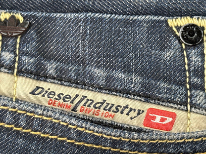 Diesel Straight Leg Jeans W36 L30 Blue 100% Cotton Mid Rise Pocket Button