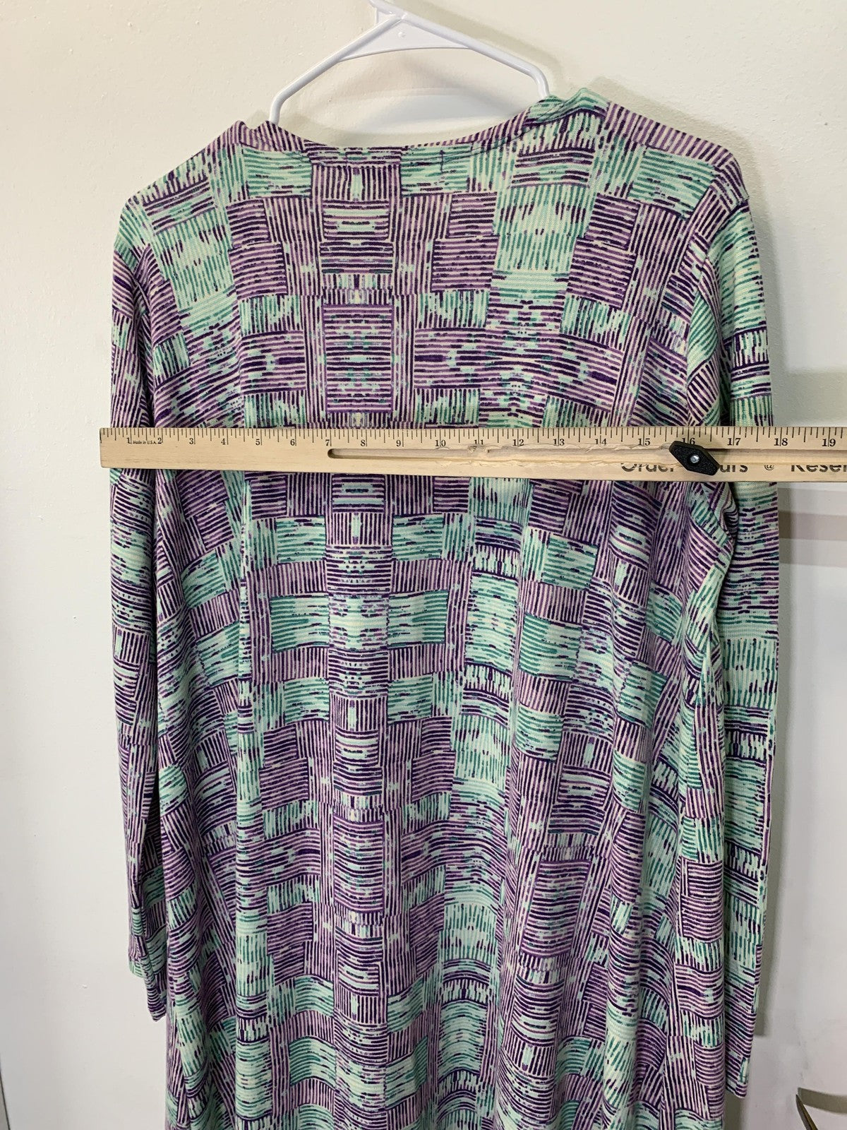 LuLaRoe Sweater Cardigan Womens Large Purple Green Sarah Geometric Pockets Knit