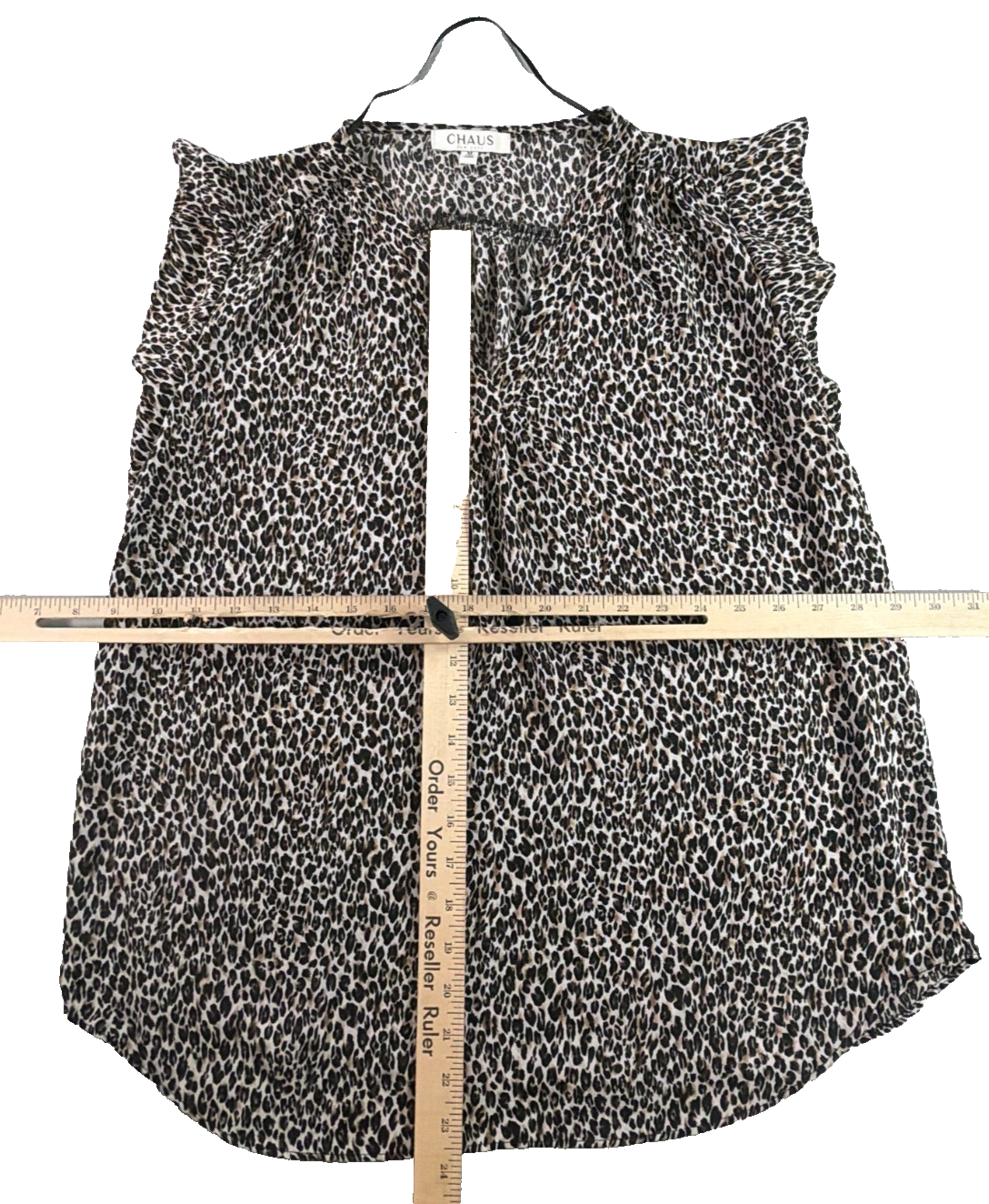 Chaus New York Leopard Print Ruffle Sleeve Blouse Women Medium V Neck Sleeveless