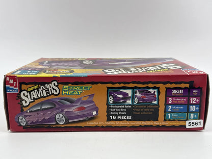 AMT Snapfast Slammers 1998 Chrysler Concorde 1:25 Model Kit Unbranded 125 NWT