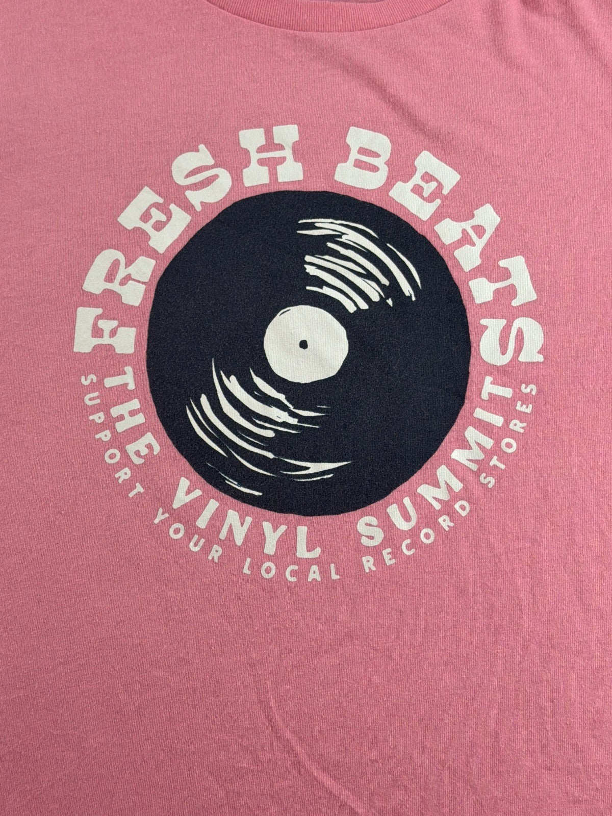 Old Navy Fresh Beats Vinyl Summit Record Store Graphic Tee Womens Small Pink