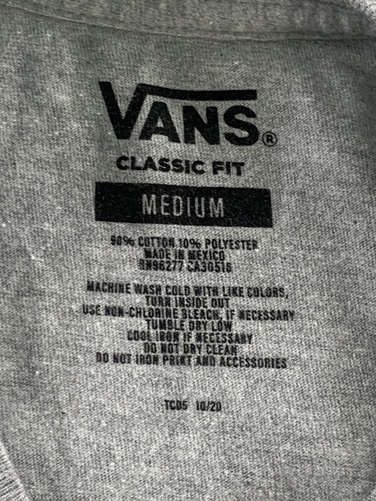 Vans Shirt Mens Medium Gray Christmas Tree Holiday Tee Snowflakes Skate Classic