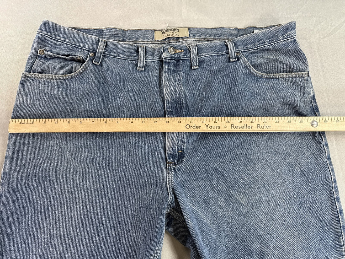 Wrangler Straight Leg Jeans 46 X 30 46x30 Blue 100% Cotton Relaxed Fit Vintage