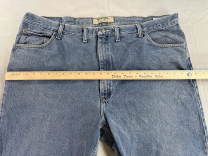 Wrangler Straight Leg Jeans 46 X 30 46x30 Blue 100% Cotton Relaxed Fit Vintage