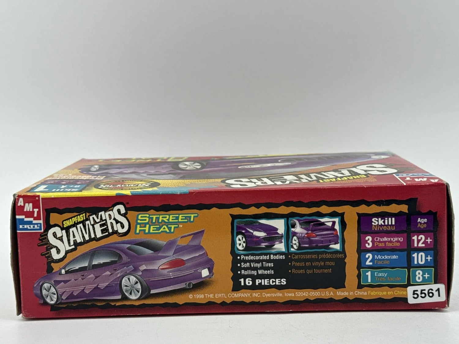 AMT Snapfast Slammers 1998 Chrysler Concorde 1:25 Model Kit Unbranded 125 NWT