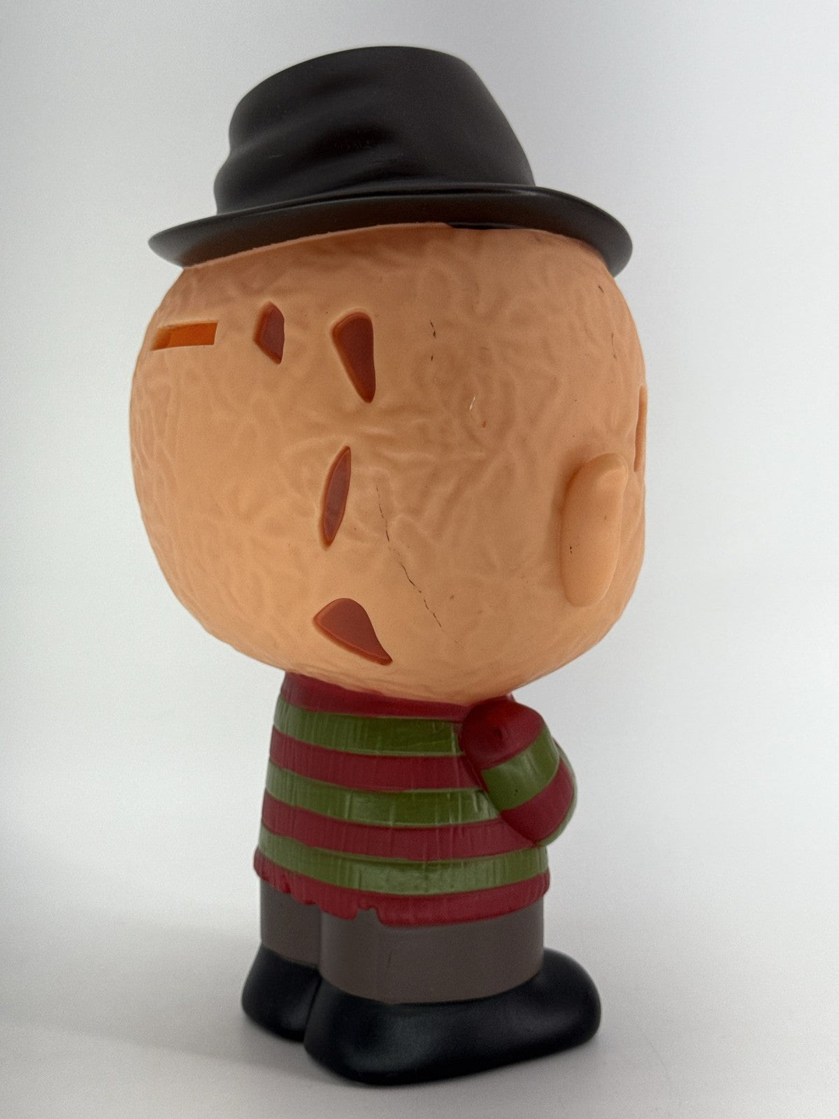 Freddy Krueger PVC Figural Coin Bank Monogram Horror 3D 8in Elm Street 6549