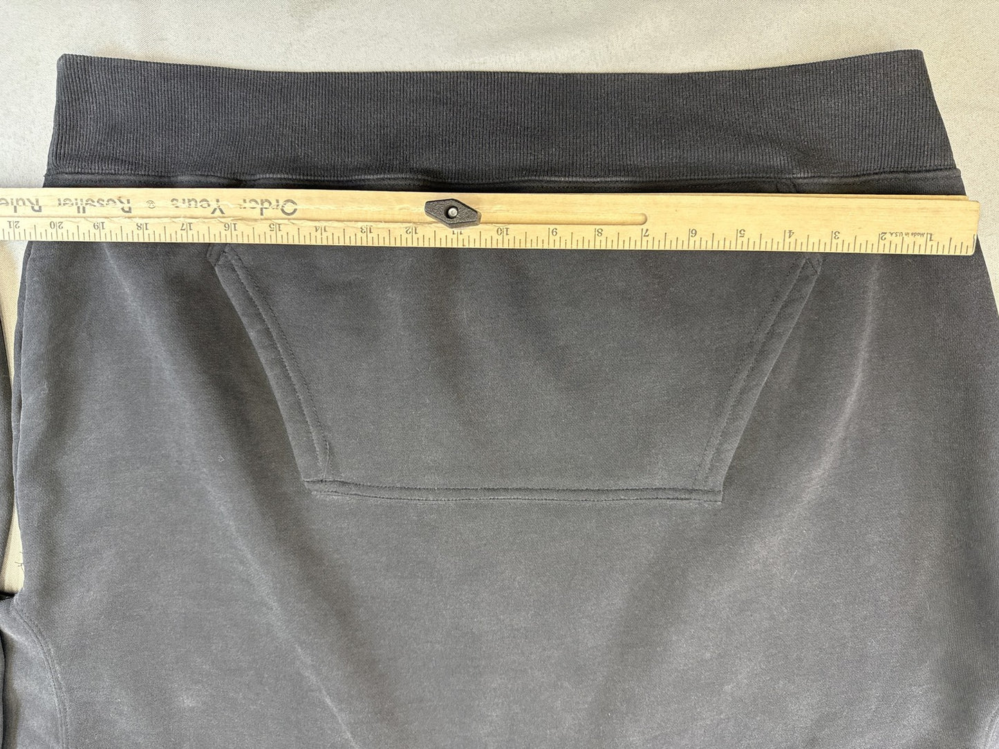 RSQ Pullover Hoodie Large Black Fleece Unisex Regular Fit Long Sleeve Kangaroo